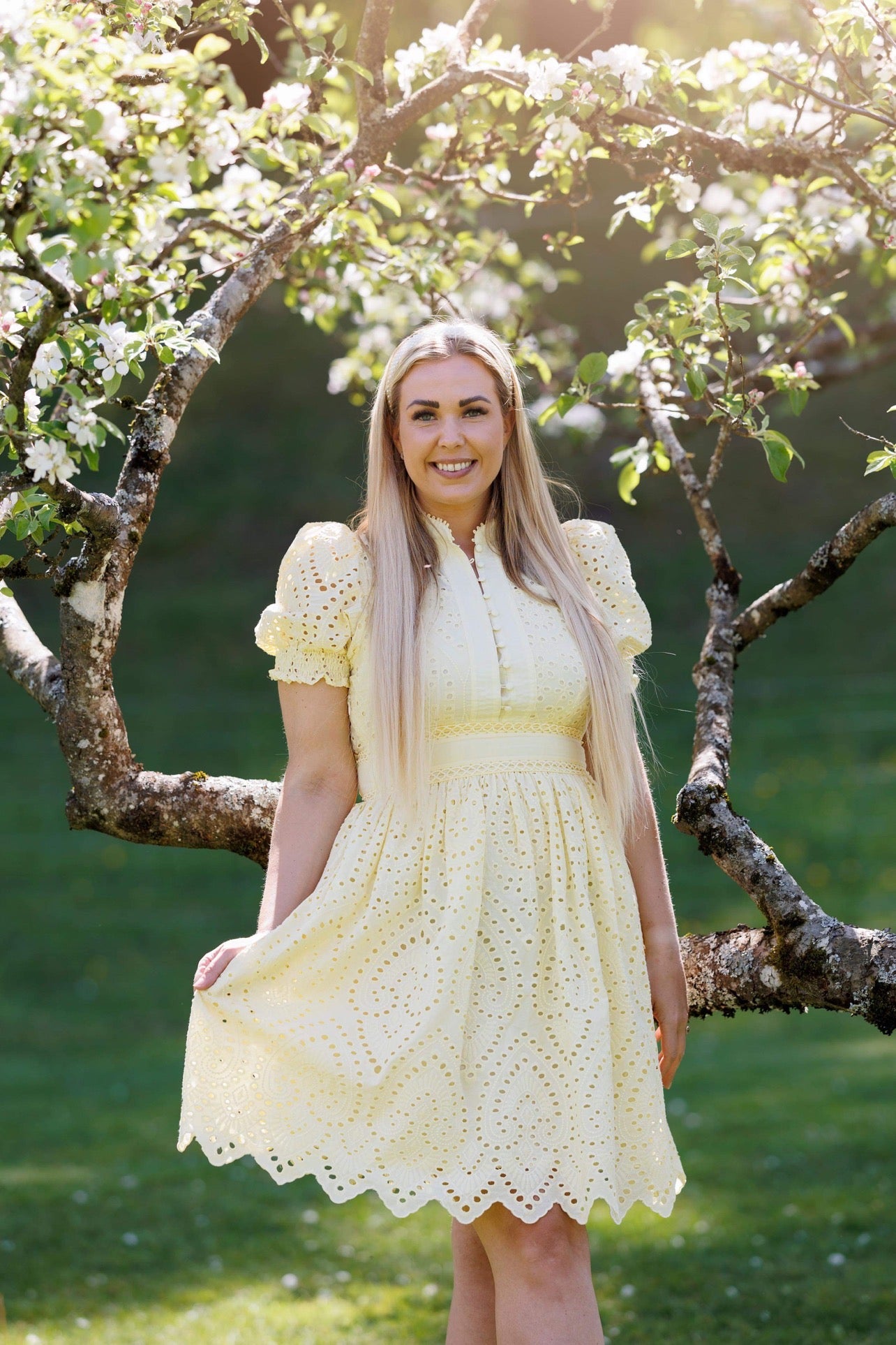 Sara dress - Light Yellow