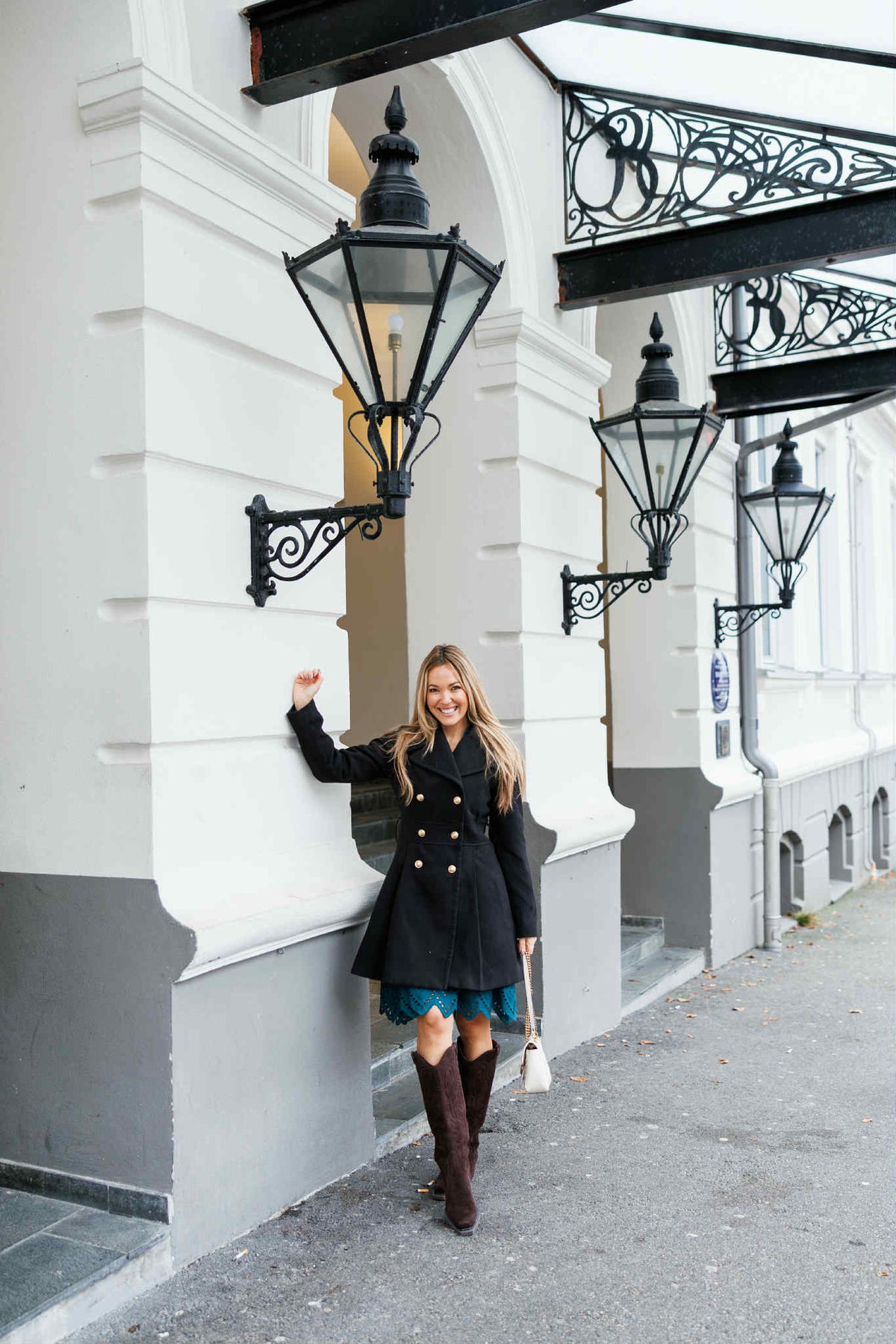 Madelene Kåpe - Black