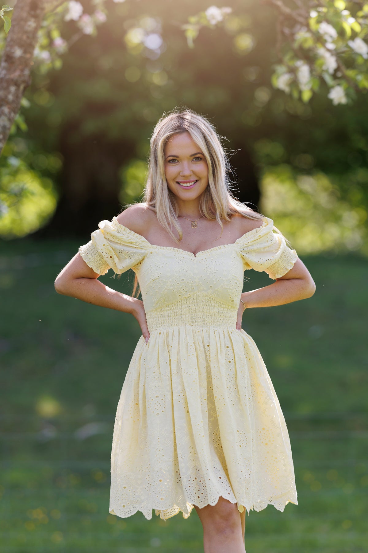 Monica dress - Light Yellow